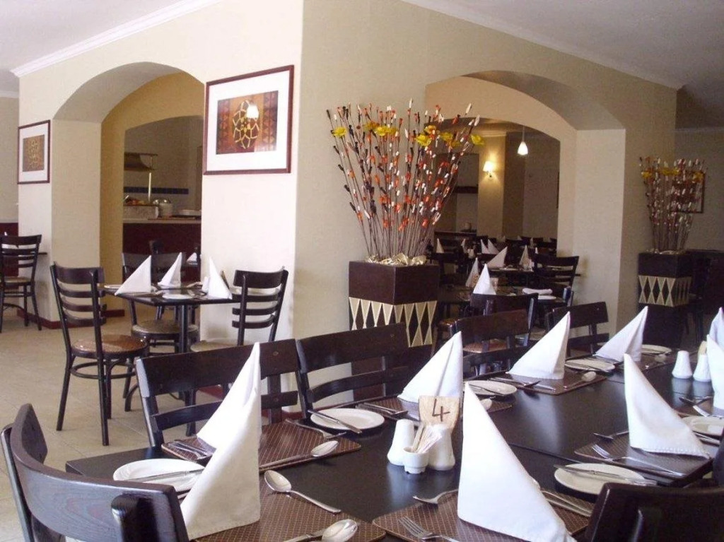 Cresta Botsalo Hotel
