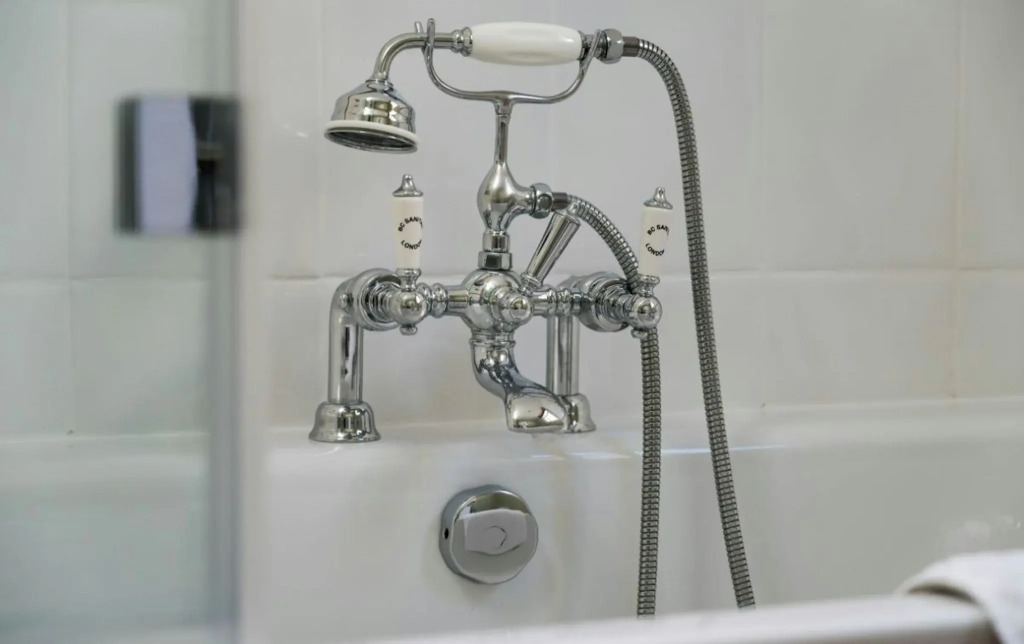 Dukes Bath