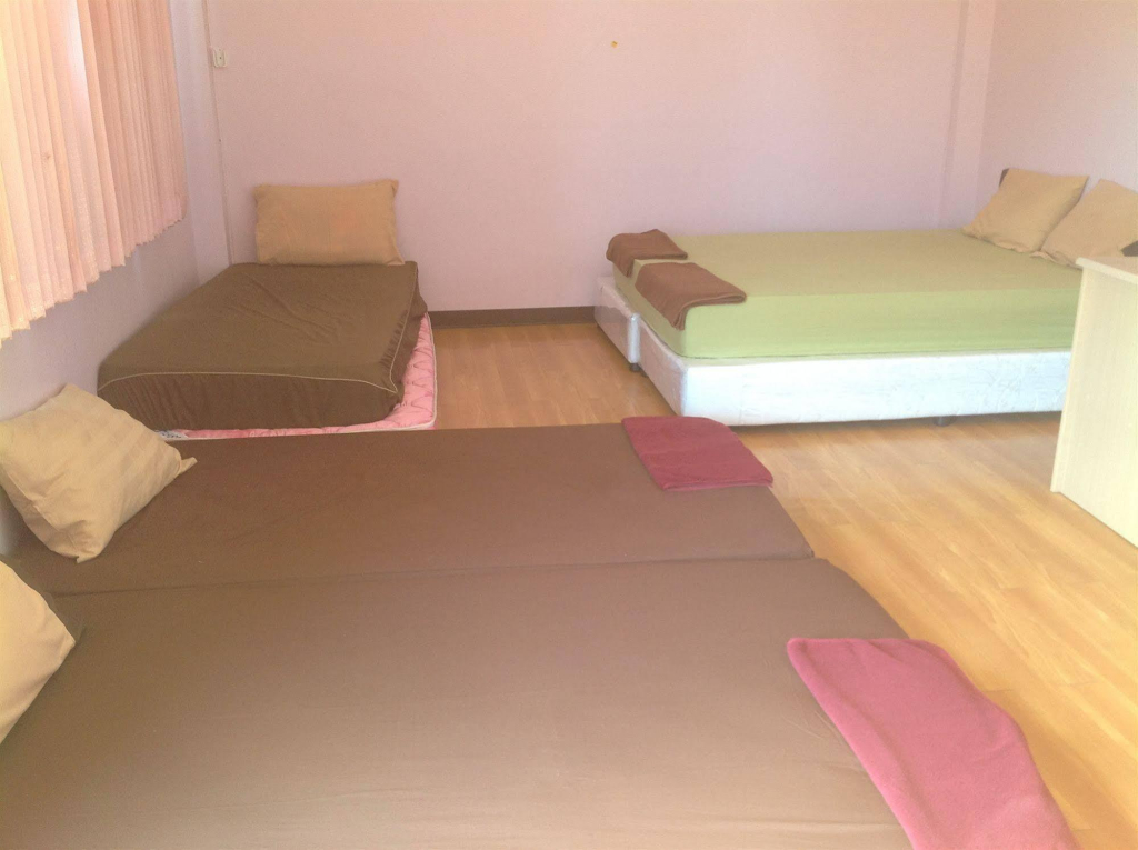 Pen Hostels