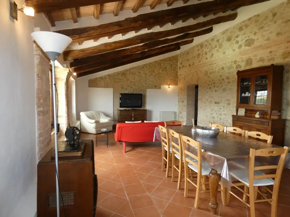 Scappo In Umbria, Casale le Stelle Num003