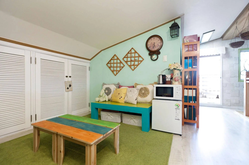 LUCERE - Binny's Guesthouse 'B' type