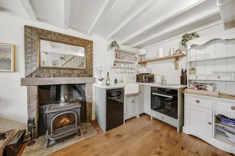 Host Stay Lakeview Cottage - Upper Hulme