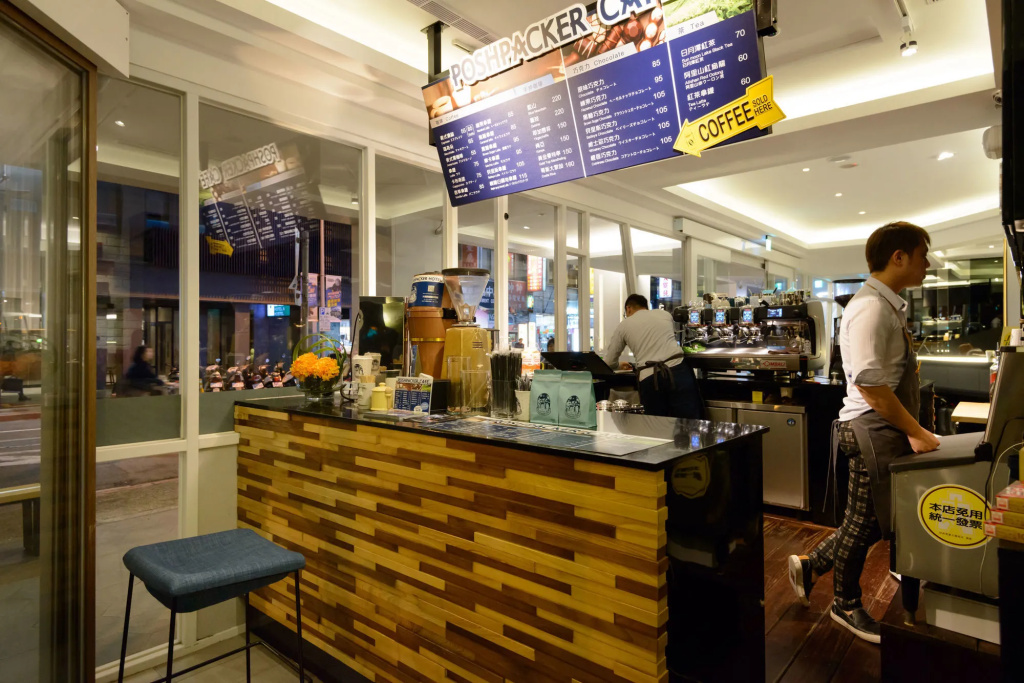 Poshpacker Hotel