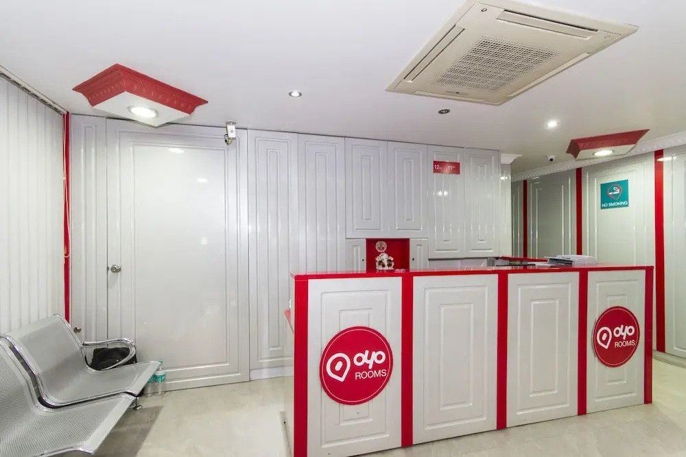 OYO 347 Hotel Fiesta Grand