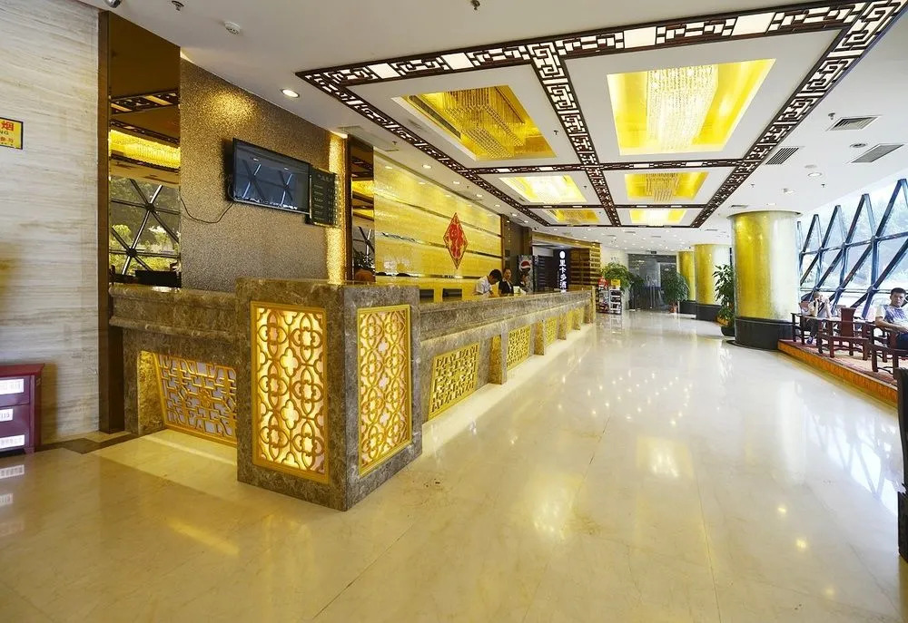 Golden Holiday International Hotel