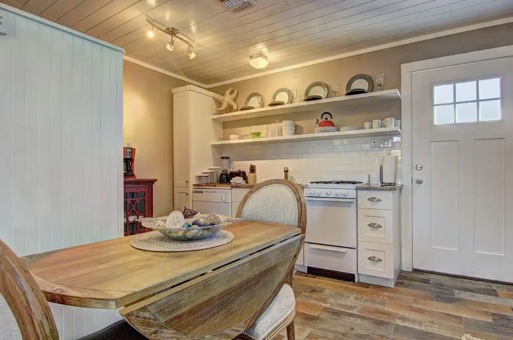 Spring Showers Ss523g 1 Bedroom 1 Bathroom Cottage
