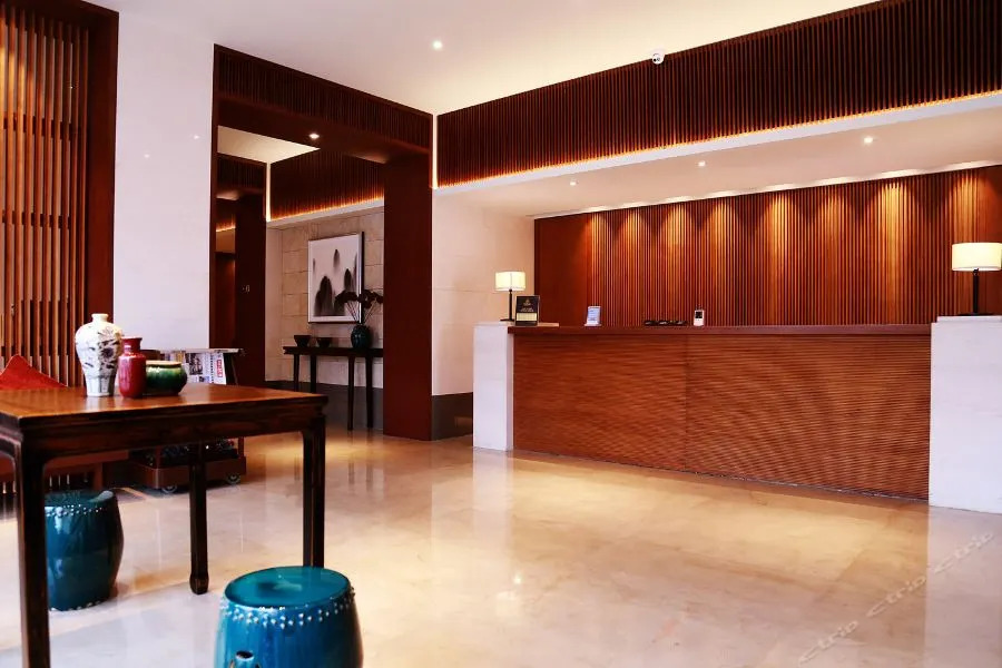Ruili Hotel