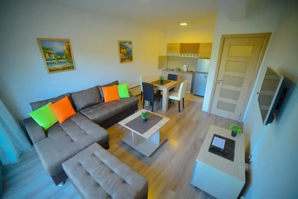 Apartments Bramar