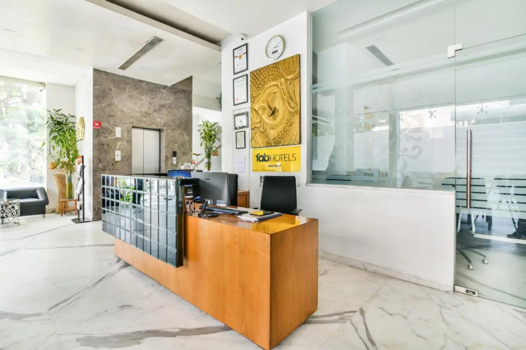 FabHotel Sage Saket