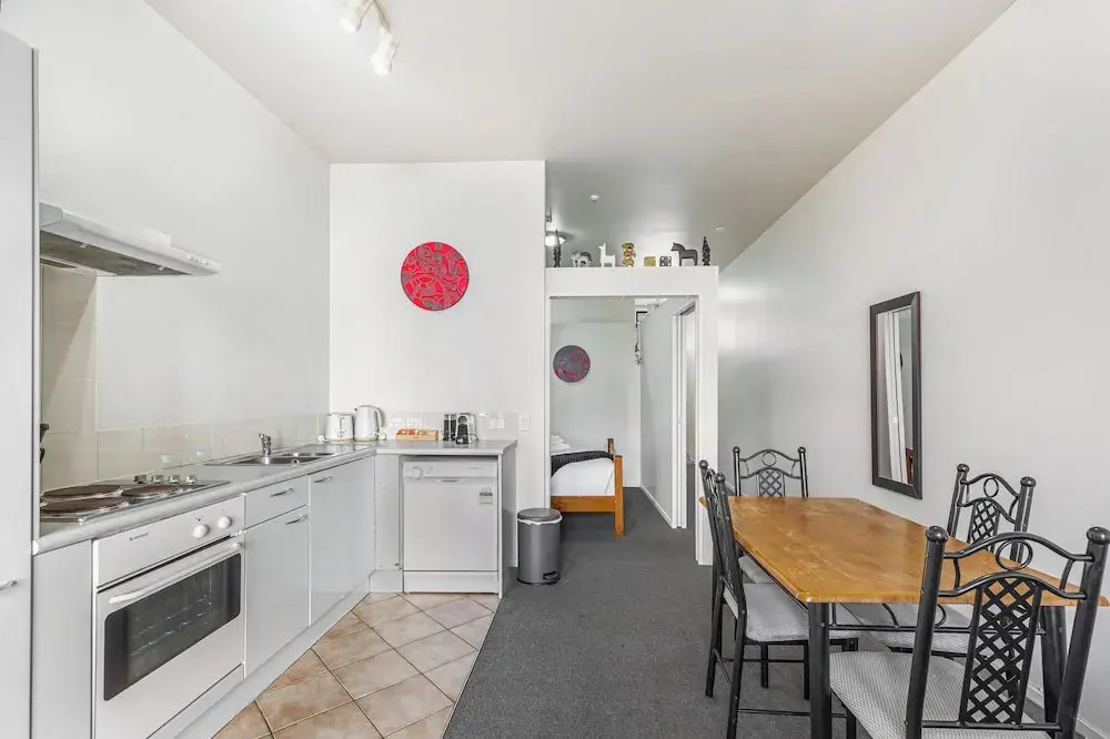1BR Grey Lynn Haven+Parking, Balcony Zodiak Stays