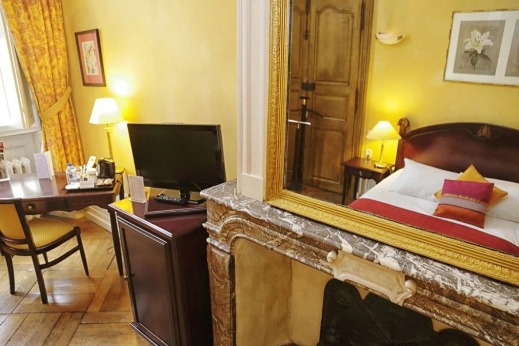Hotel Dhaussonville