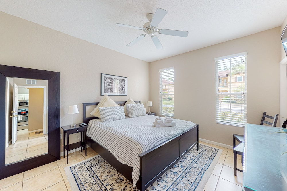 Sunny Oasis Townhouse in Davenport With Resort Amenities, Near Disney