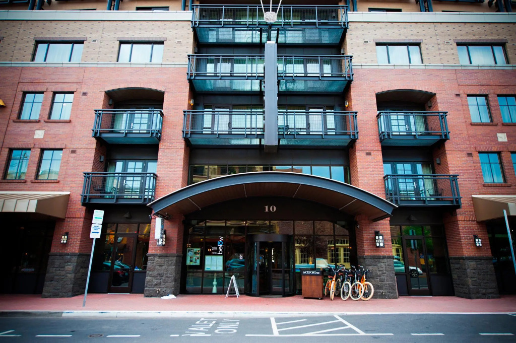 Oxford Hotel Bend