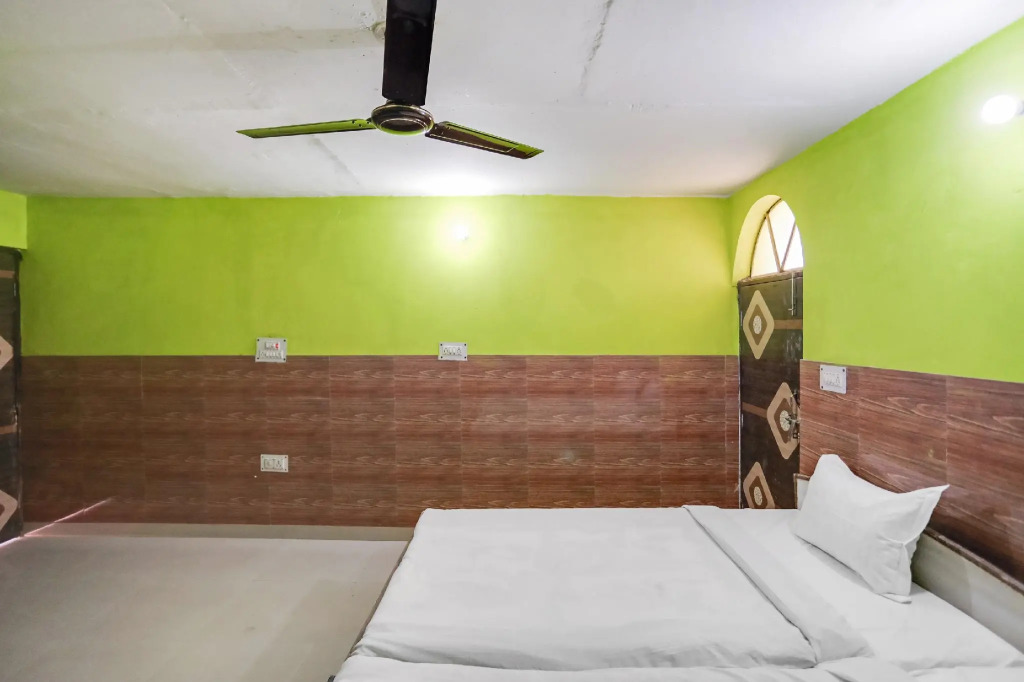 SPOT ON 79440 Dream Residency