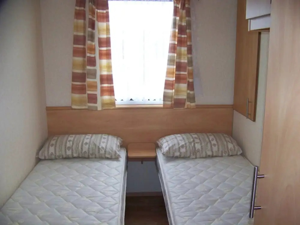 Mobil-home With 2 Rooms in Grimaud in La Pinède Camping ****, With Poo