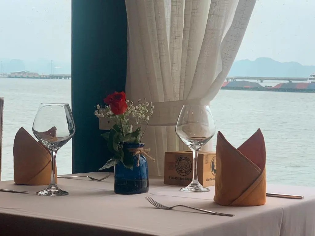 Halong Boutique Cruise