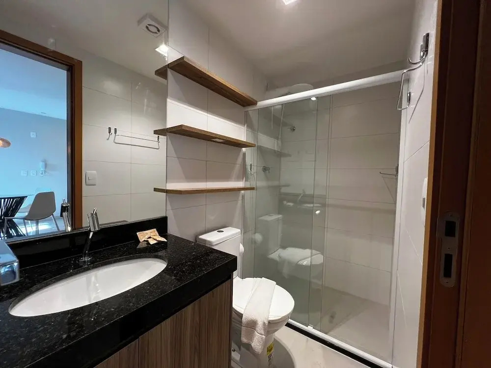 Studio Design 3 Apt 604