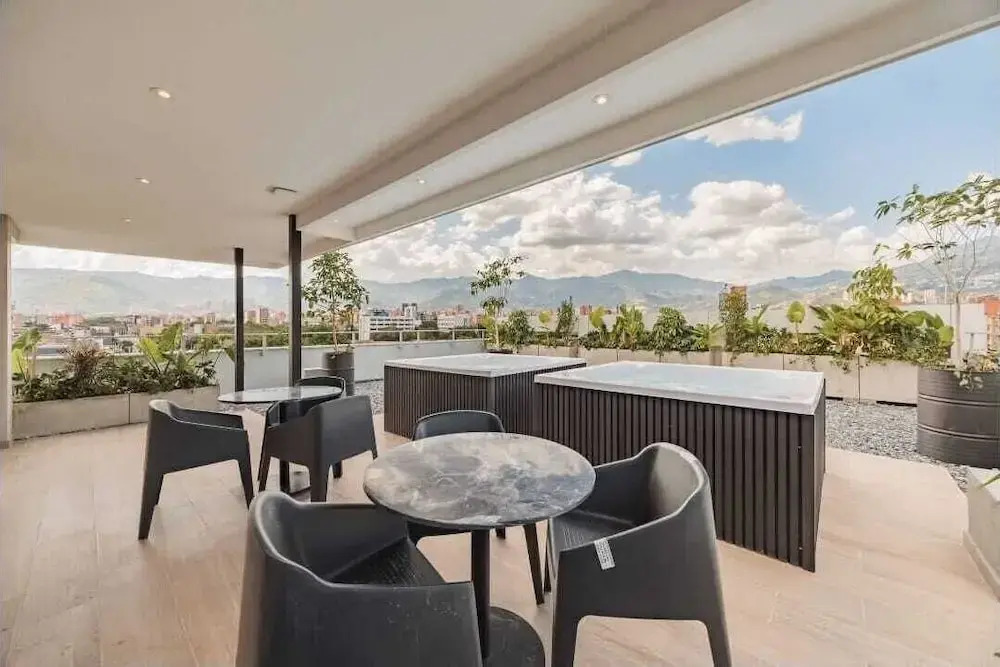 Apartamento 202 Q