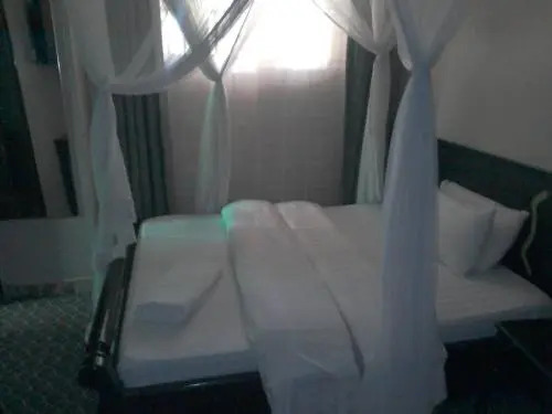 Palm Heights Hotel