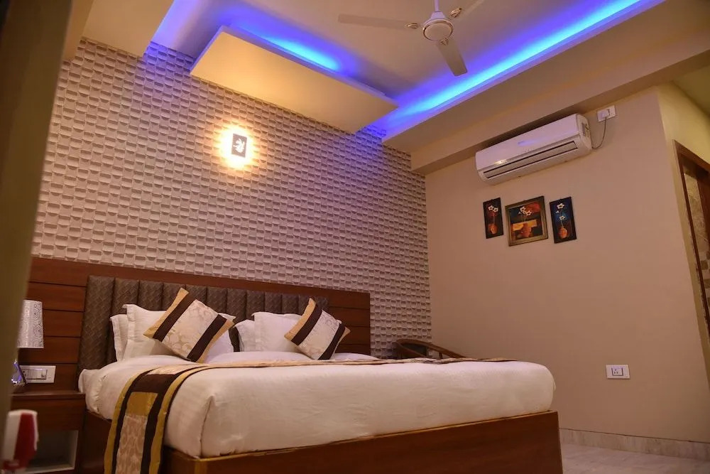 Hotel Mamta International