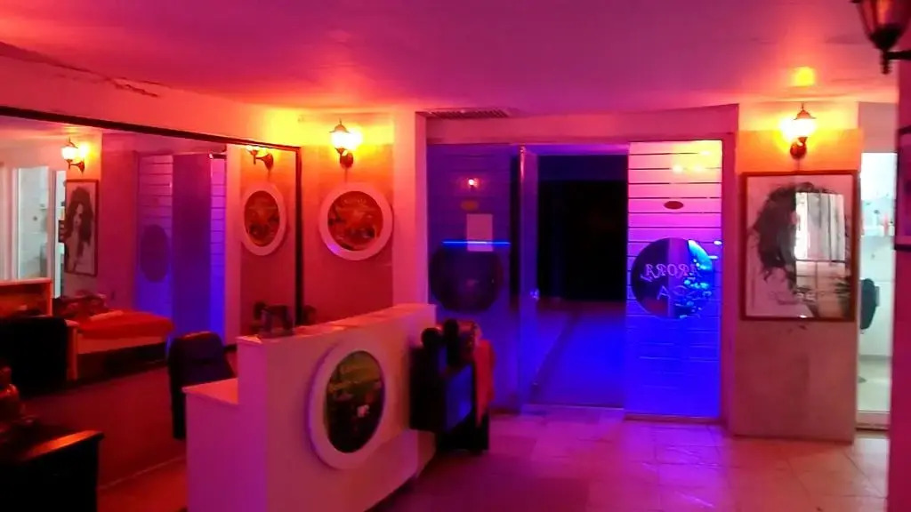 Arora Hotel