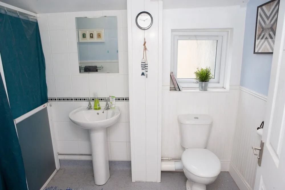 Spacious 2 Bedroom House in Redfield
