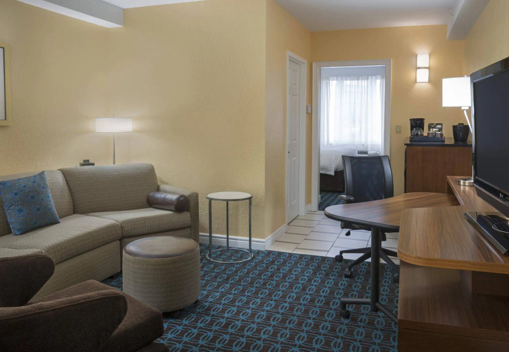 Fairfield Inn & Suites by Marriott Ottawa Kanata