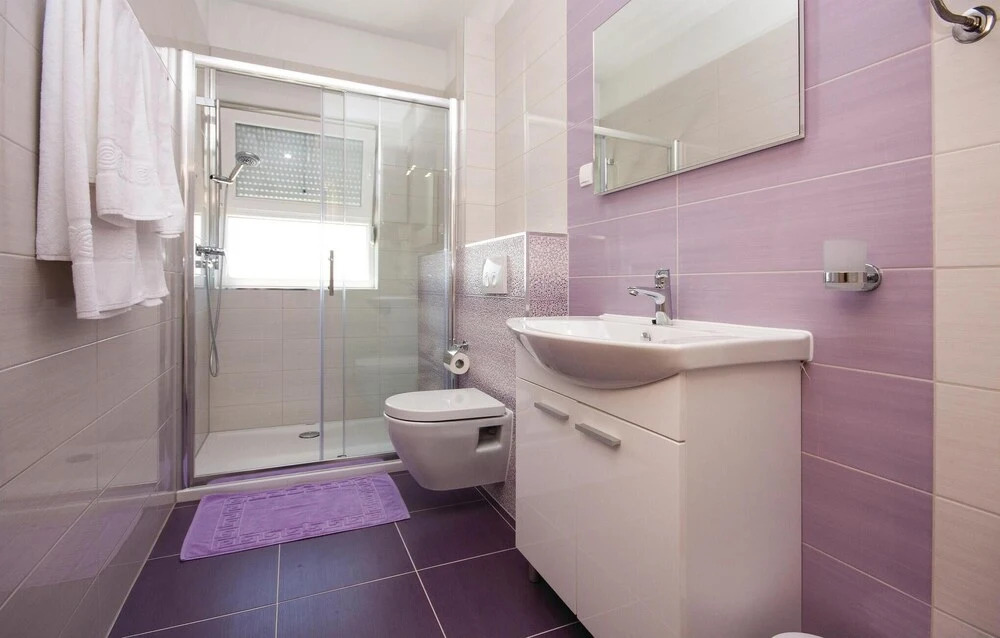 Awesome Home in Tribunj With Wifi and 3 Bedrooms