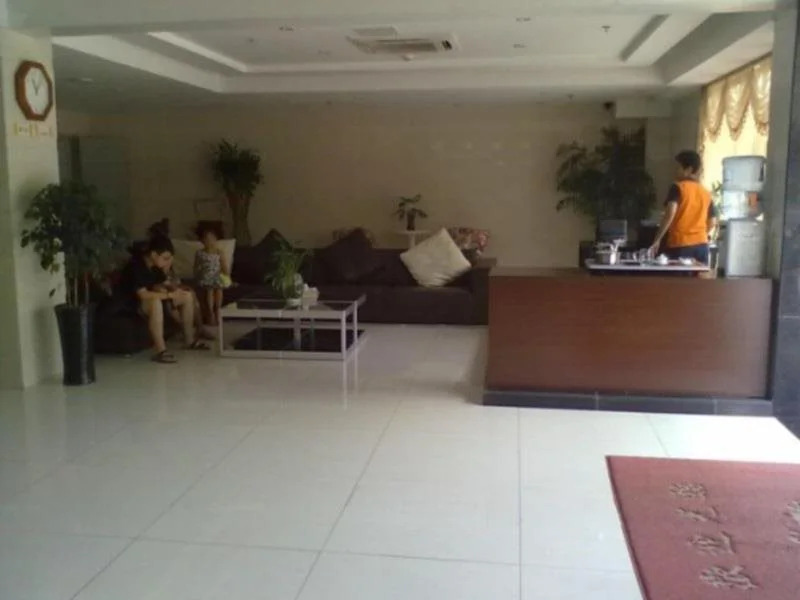 Youth Sunshine Hotel