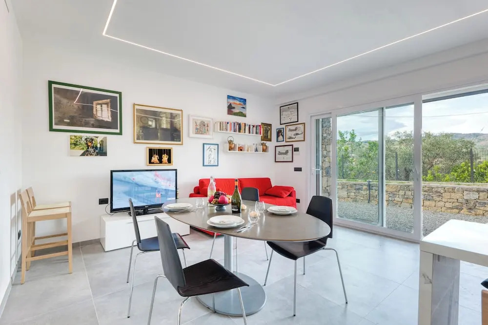 Gemma Marina near Villa Grock Museum - Happy Rentals
