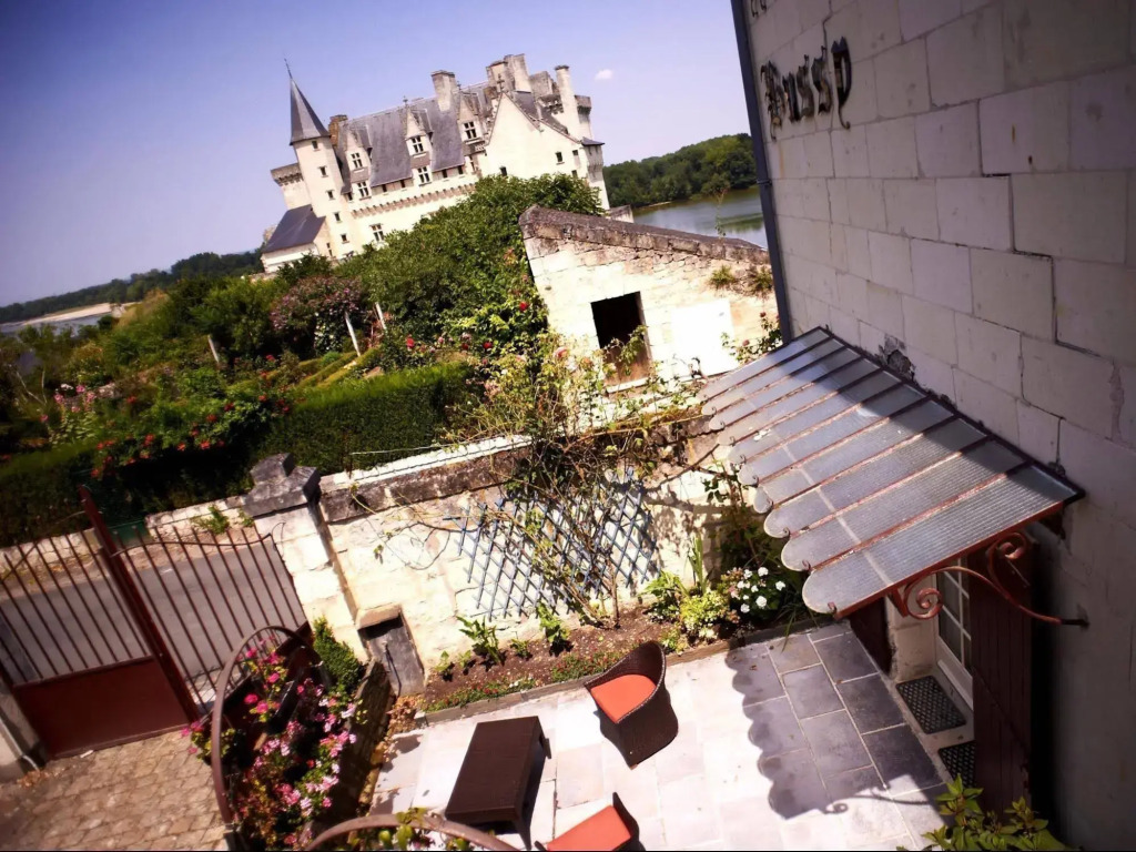 Logis Hôtel Le Bussy