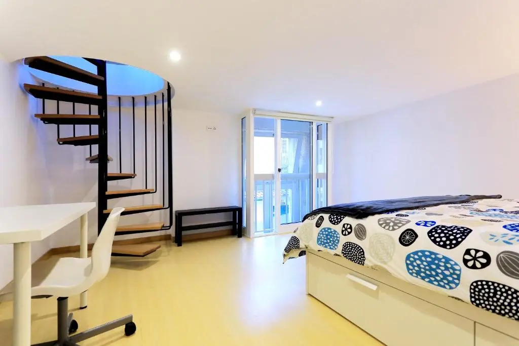 Bright Luxury Apartment