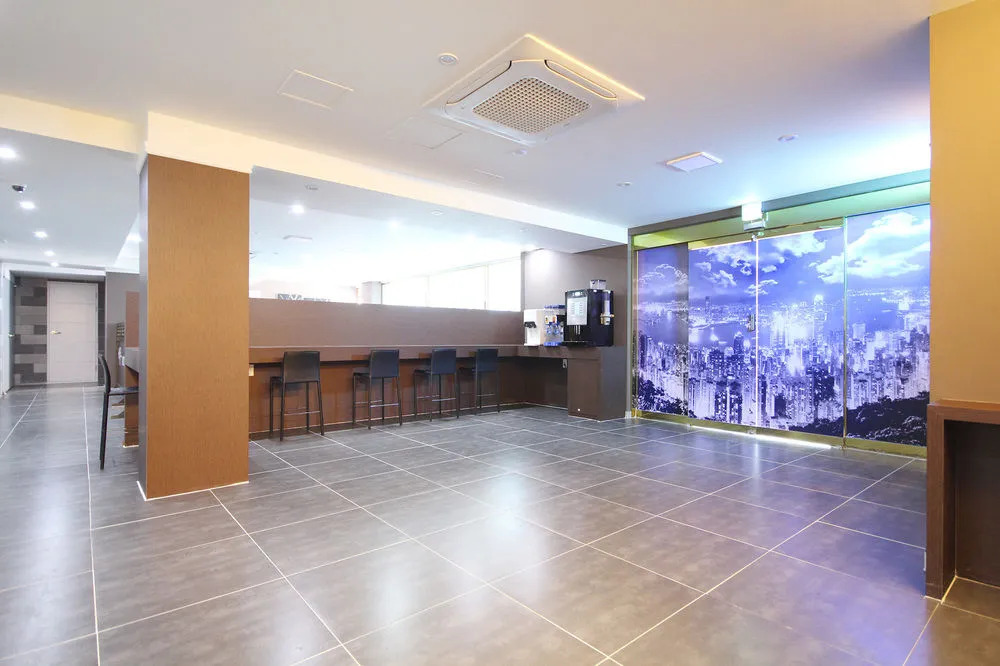 Haru Hotel