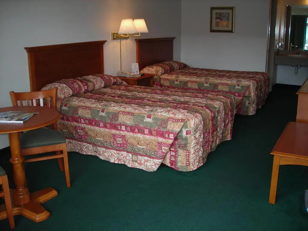 Atlantic Inn