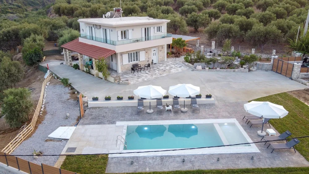 Villa Nontas Ntina with Private Pool & Playground