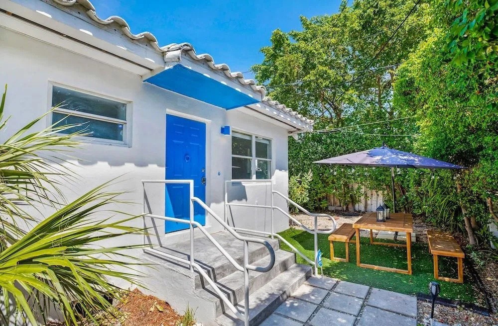 Hidden Gem in South of Fifth Retreat