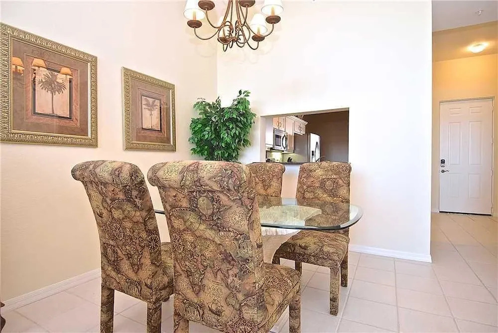 Palm Harbor 802W - Two Bedroom Condo