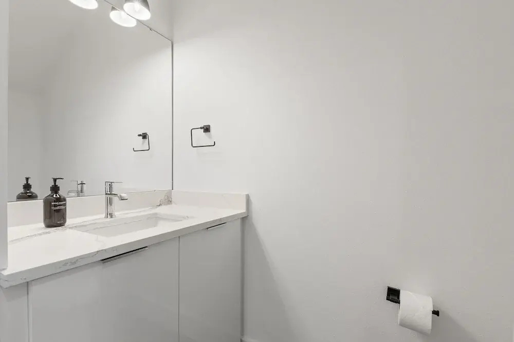 NEW Casa Sol Casa Cielo - Luxurious Newly Built Tampa Townhouses In Prime Location