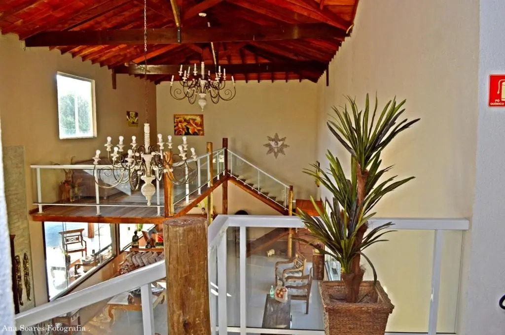 Penedo House Pousada