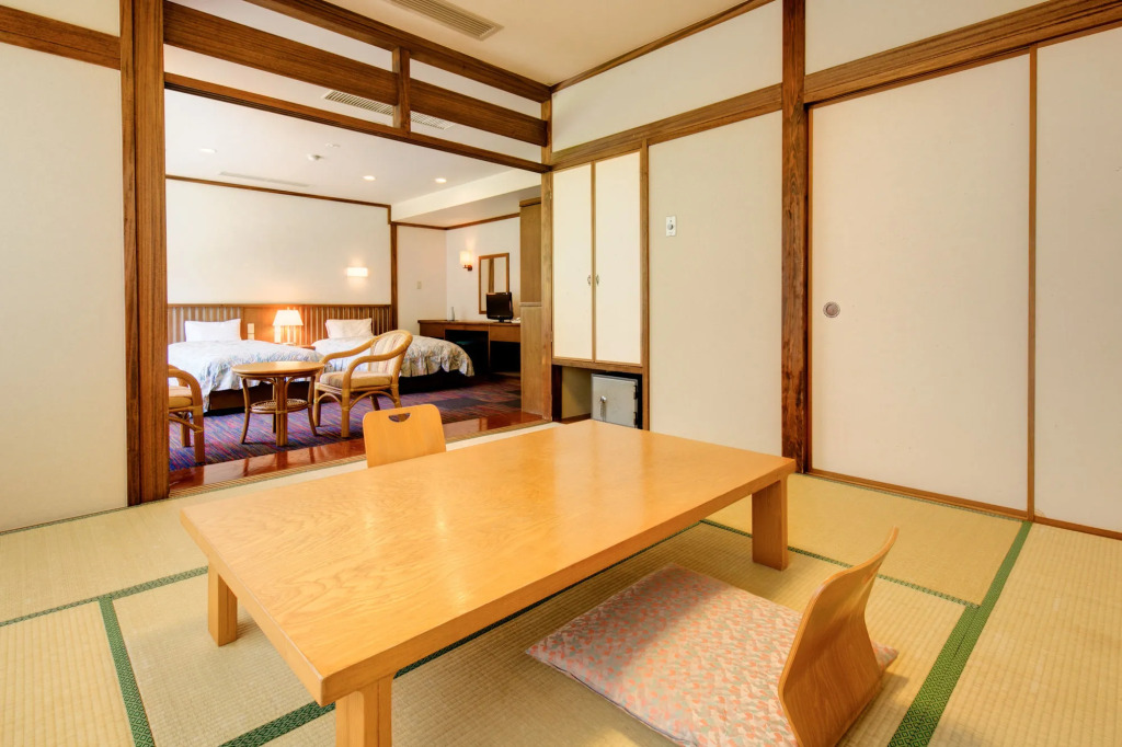 Yugawara-Onsen Manyoso