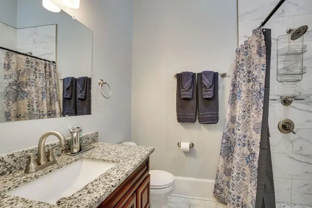 2 Mi to French Quarter: Walkable NOLA Home