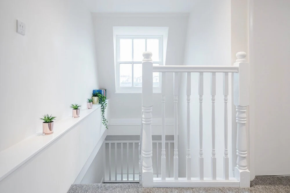 Stunning 2 Bedroom Duplex Apt in Center of Camden