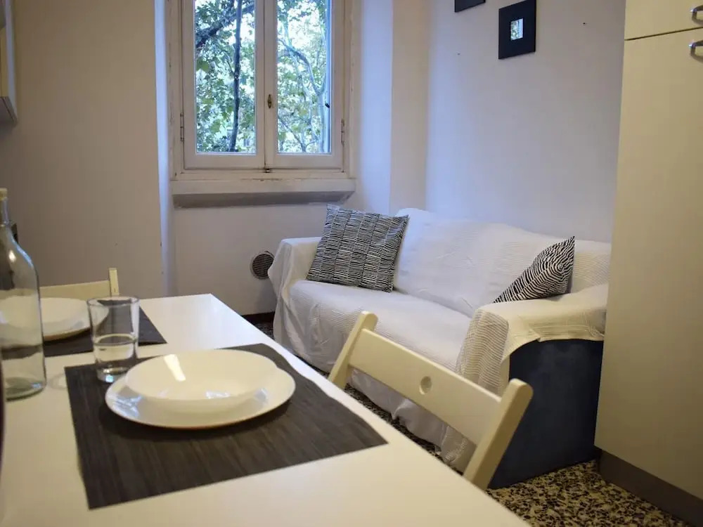 Old Navigli Flat - The Heart of Milan