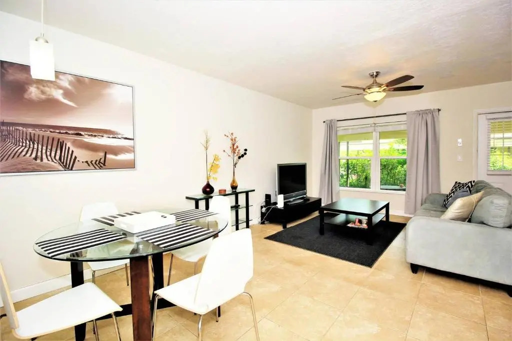 Tropical Getaway - 628A