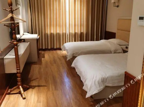 Yuanwei Holiday Hotel