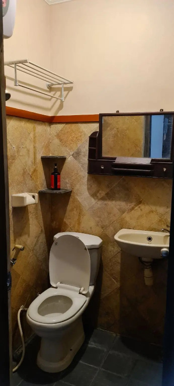RedDoorz near Stasiun Kota Baru Malang