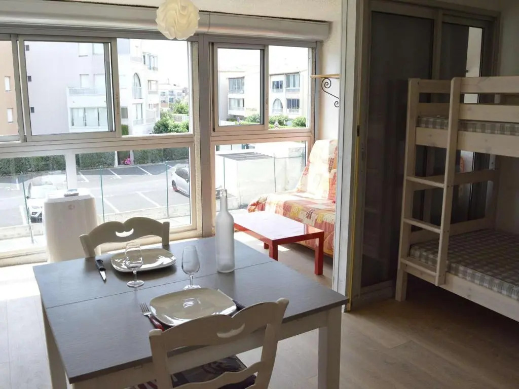 Appartement Cap d'Agde, 2 pièces, 6 personnes - FR-1-249-87