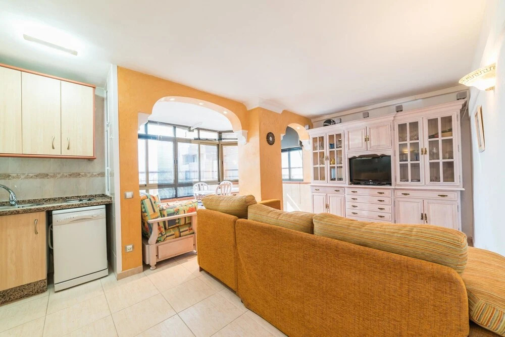 Apartment With one Bedroom in Fuengirola, With Private Pool - 50 m From the Beach