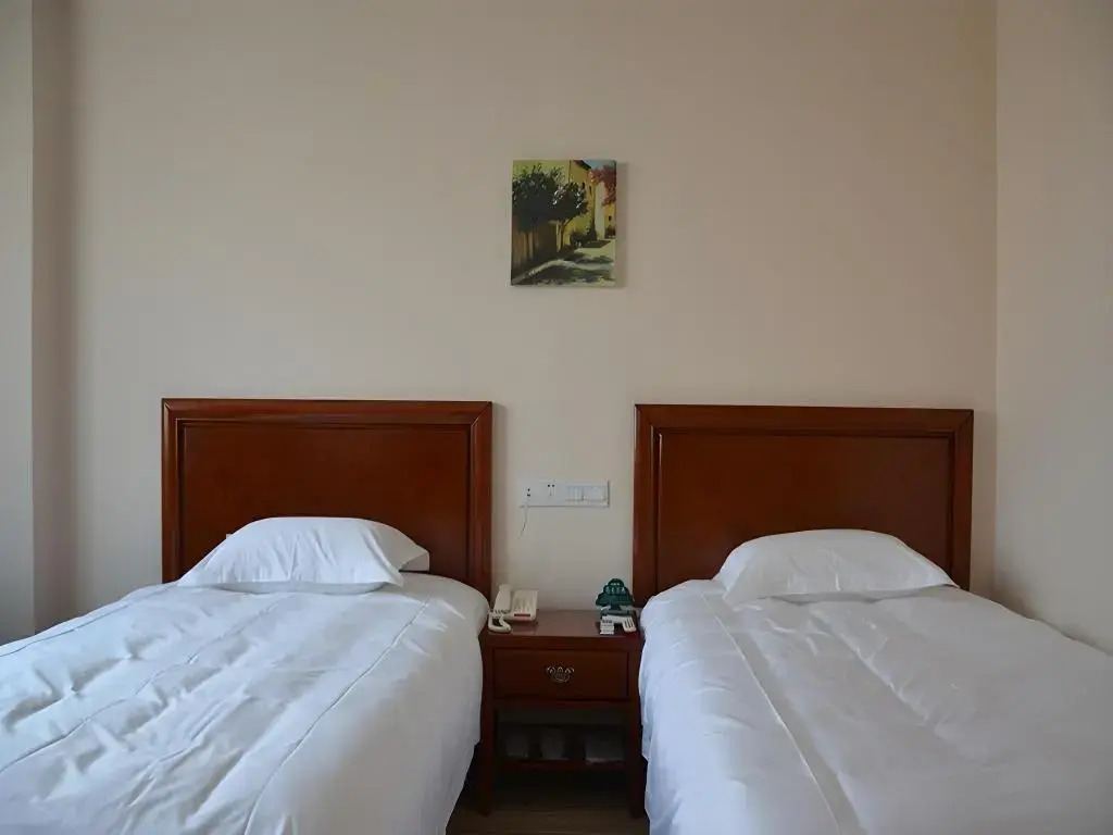 GreenTree Inn Shandong Qingdao Jiaozhou Sanlihe Park Express Hotel