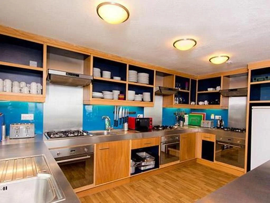YHA Poppit Sands
